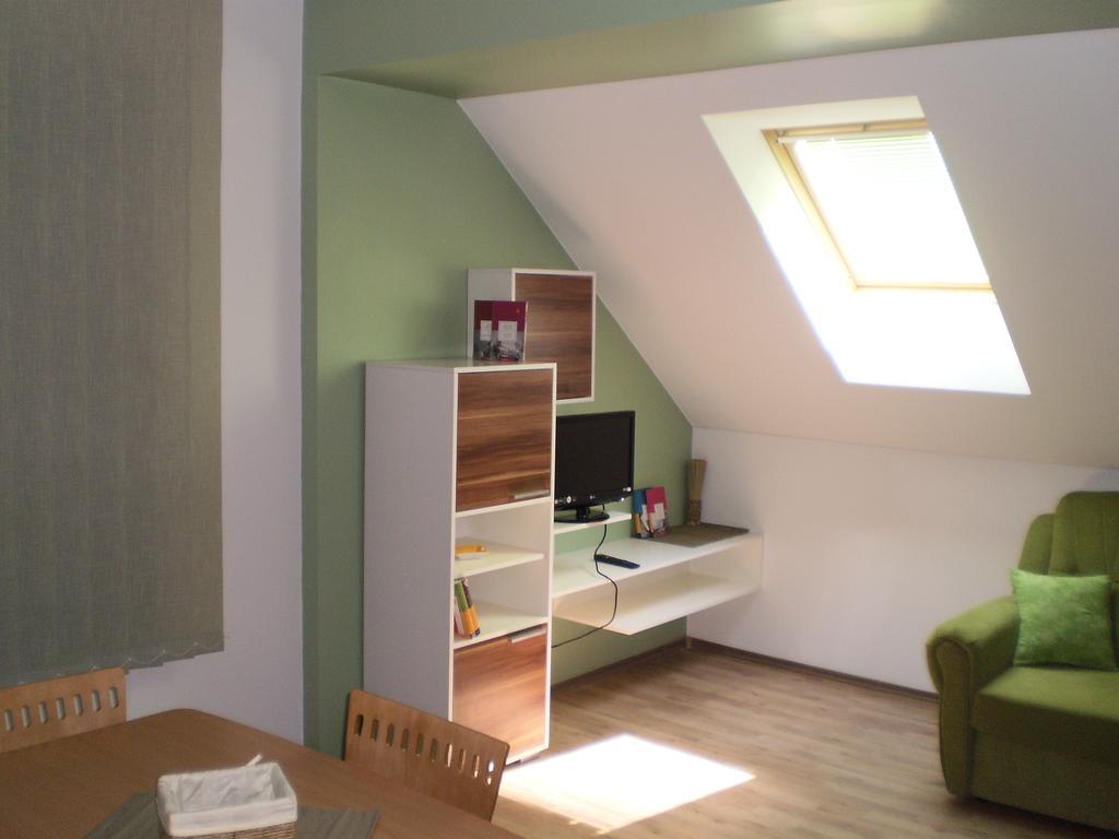 Apartments Petar Pan Krapinske Toplice Chambre photo